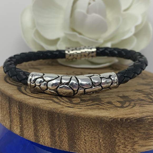 Premier Designs Cobblestone Bracelet - Picture 9 of 9
